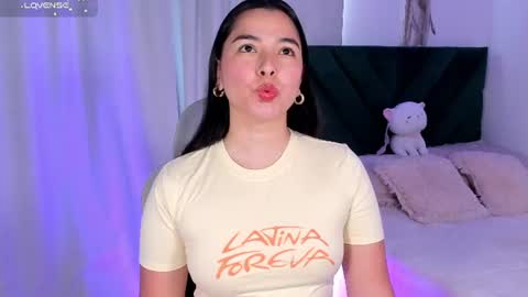 Iris Moira  online show from July 24, 1:30 pm