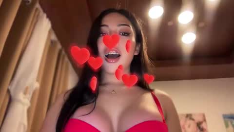 iriss_fox online show from May 17, 11:52 am