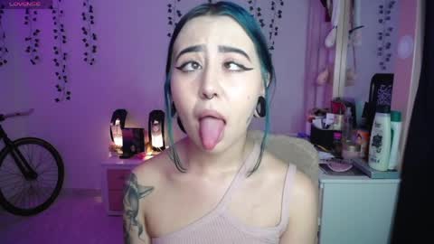 Iris  online show from April 20, 2:47 am