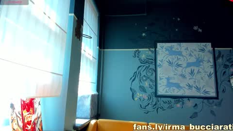 Snapshot of irma_bucciarati chatting on September 11, 11:44 am irma_bucciarati online show from September 11, 11:44 am