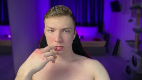 Iron online show from February 3, 7:07 pm