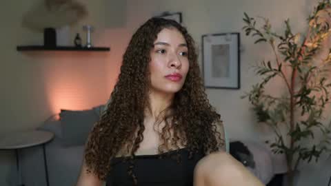 isa_____ online show from July 12, 2:26 am