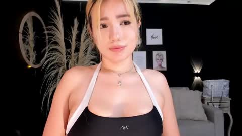 Isa Cortes  online show from July 28, 4:39 pm