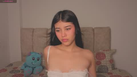 Isa Dolly online show from June 10, 9:46 pm