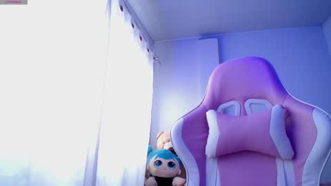 Isabella  online show from February 22, 4:30 pm