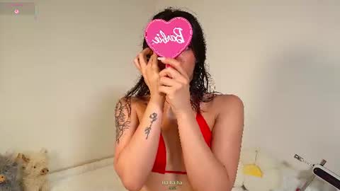 Isabella Laurentt  online show from June 26, 1:22 am