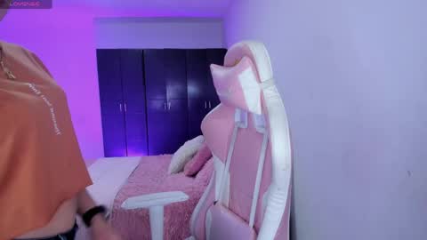 isaa_diamond online show from April 26, 6:38 pm