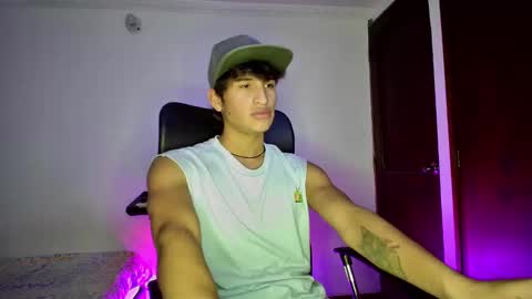 isaac online show from February 17, 11:43 pm