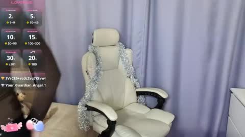 isabelallen online show from December 27, 1:39 pm