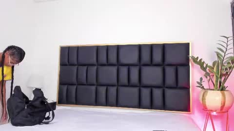 isabella_gloww online show from June 27, 7:31 pm