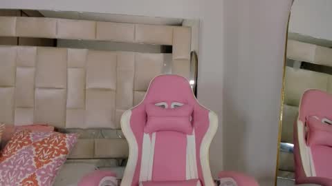 isabella_gomez11 online show from March 2, 12:20 am