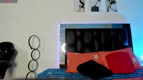 Isabella Moon9 online show from July 27, 11:29 am