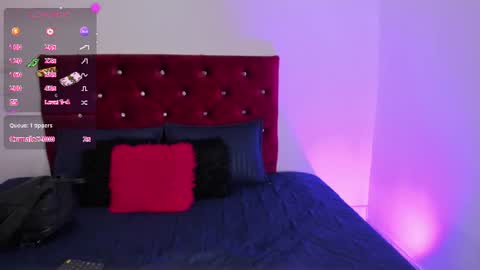 Isabella Moon9 online show from July 3, 11:48 am