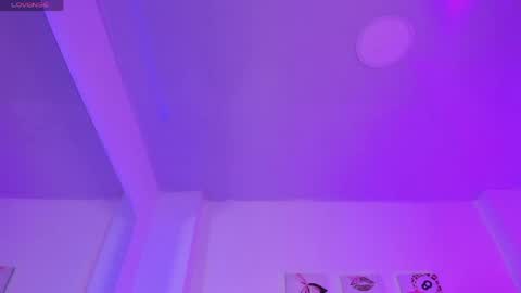 Isabella Moon9 online show from April 30, 5:40 pm