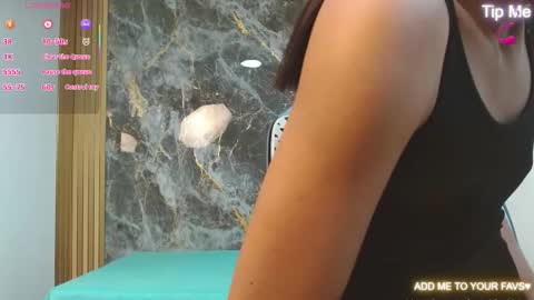 Isabella online show from March 18, 1:17 pm