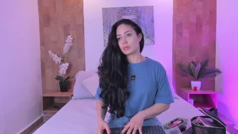 isabella_winkler online show from June 20, 11:05 am