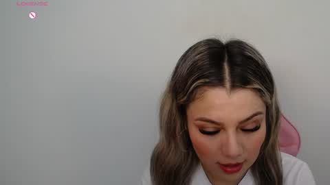 isabella_wish1 online show from July 8, 2:37 am