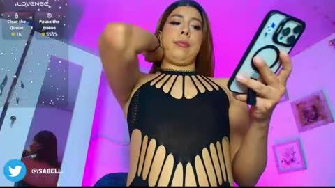 isabelladoll115  INSTAGRAM online show from June 22, 9:33 pm