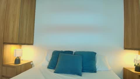 Isabella  online show from December 22, 3:41 pm