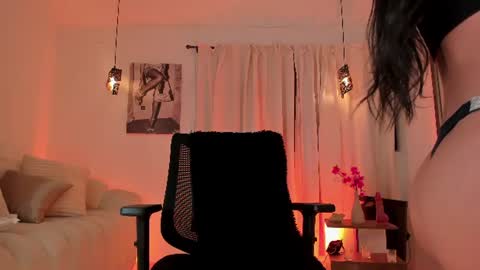 ISABELLA  online show from June 14, 10:23 pm