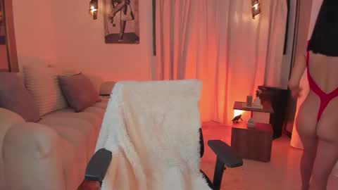 ISABELLA  online show from July 24, 5:43 pm