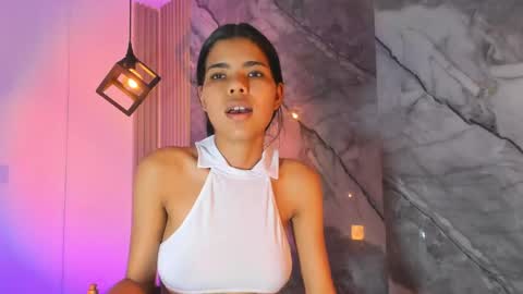 isabellamonet online show from May 30, 7:56 pm