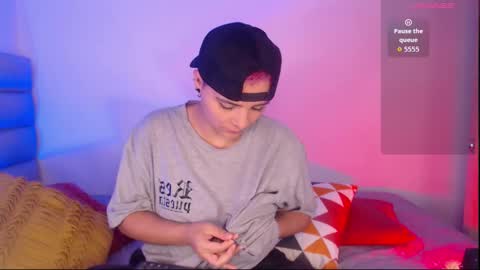 Isabella Mout  online show from September 21, 3:16 pm