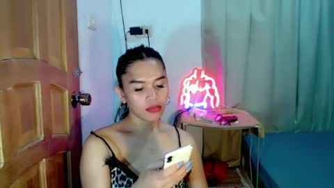 Ysa online show from June 25, 3:25 am
