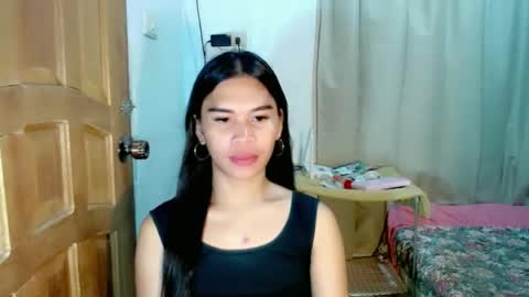 Ysa online show from June 18, 8:03 pm