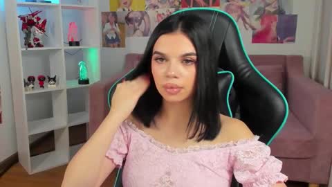 isabellevale online show from October 21, 8:12 pm