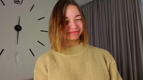 Agness online show from November 17, 4:26 am