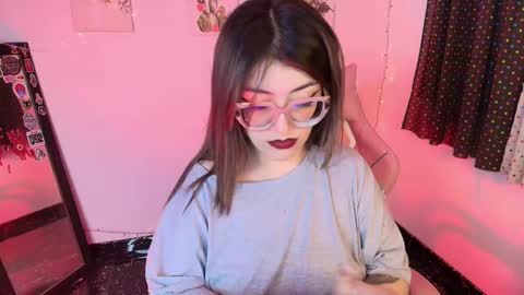 Isabella Ferrer online show from November 4, 5:42 am