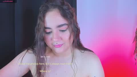 Snapshot of isarhodes_ chatting on January 9, 11:24 pm Isa online show from January 9, 11:24 pm