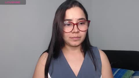 Emma online show from February 7, 2:40 am