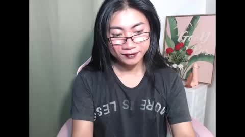 Snapshot of ishie_yoshixx chatting on October 15, 10:05 am IRISH online show from October 15, 10:05 am