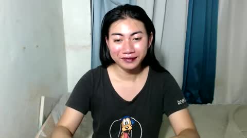 Snapshot of ishie_yoshixx chatting on October 13, 10:50 am IRISH online show from October 13, 10:50 am