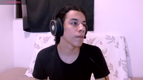Isidro online show from June 16, 2:37 am