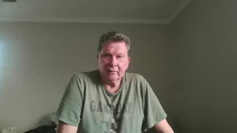 island625103 online show from January 12, 7:21 pm