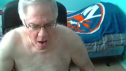 islesman22 online show from February 16, 3:43 pm