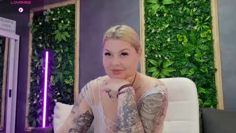 Alisa online show from June 19, 4:29 am