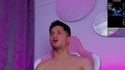 Issac online show from March 7, 9:18 am