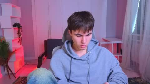 Maks online show from February 10, 9:25 am