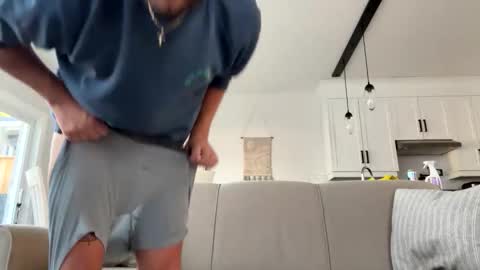 italianladd online show from April 7, 11:07 pm