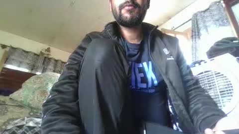 its_me_2323 online show from April 2, 4:42 am