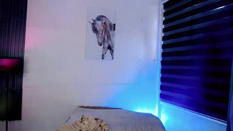 its_me_luna1111 online show from July 24, 4:31 am