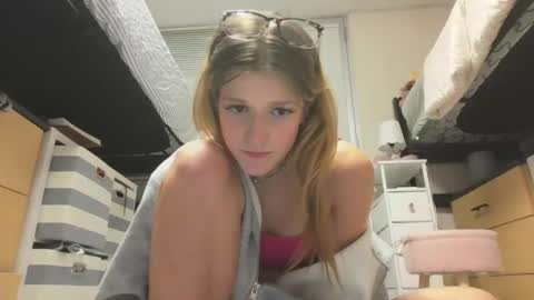 Alex Love online show from February 12, 1:19 am