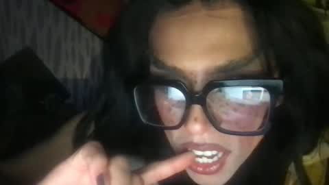 itsariessecrets online show from September 26, 11:40 am