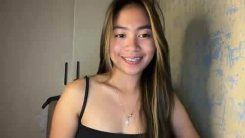 Candy online show from February 3, 3:38 pm