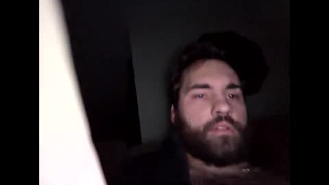 Snapshot of itsdaiton chatting on October 5, 7:06 am Daiton online show from October 5, 7:06 am