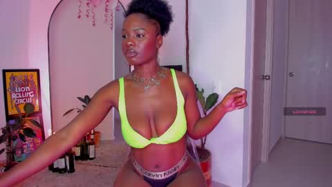 lau online show from March 1, 3:53 am